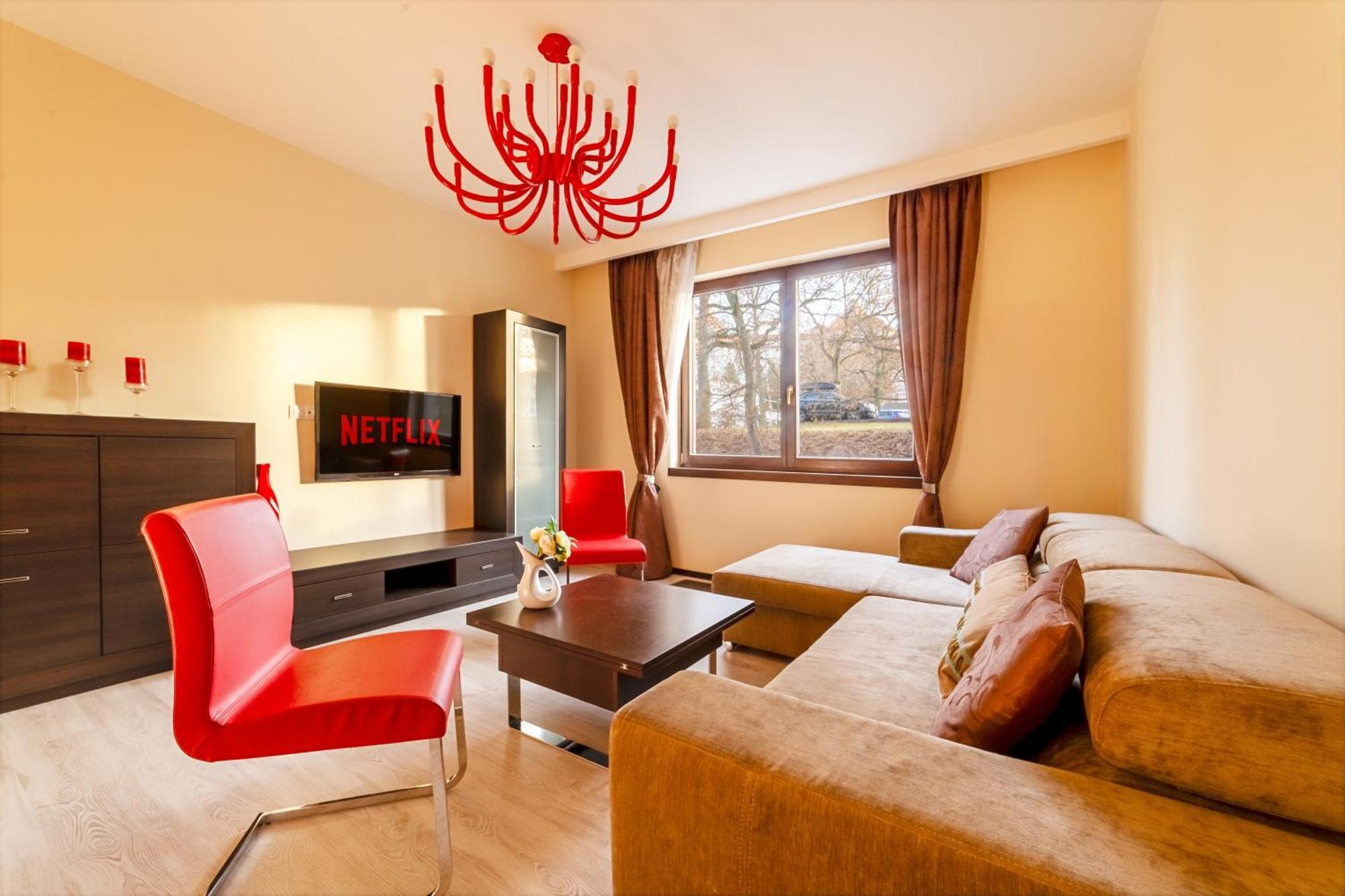 Imperial Apartment In Bohemia Residence By Rentez Карлови Вари Екстериор снимка